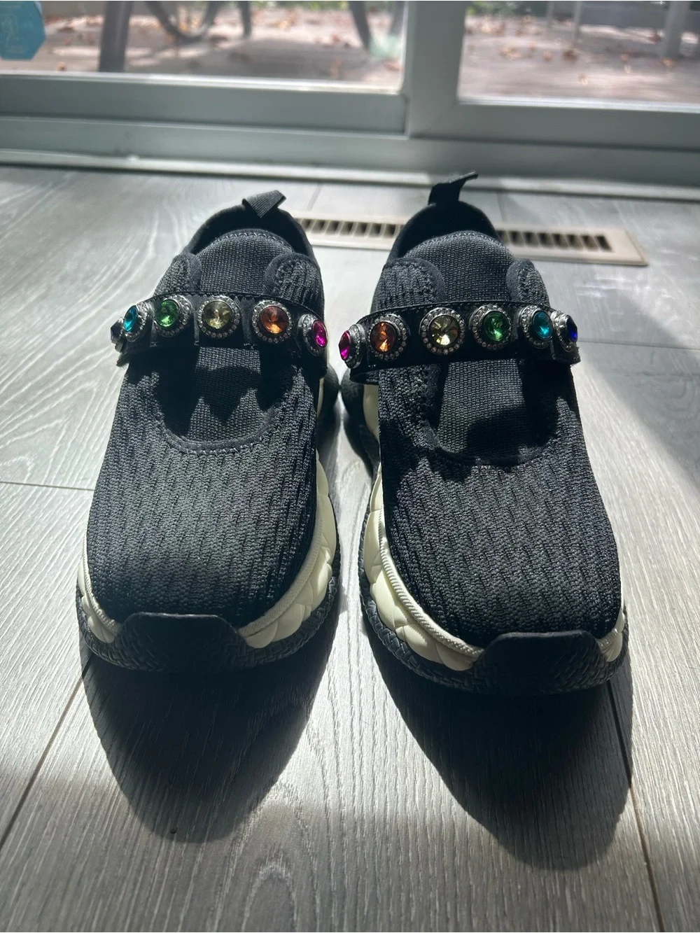 LONDON KNIT JEWEL Multicolor Gem Strap black knit sneaker